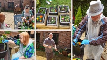Worsley Residents enjoy time outside in the garden
